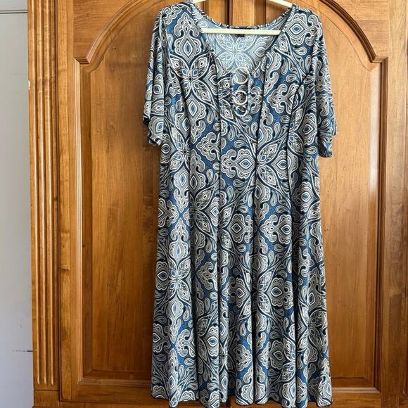 Sami & Jo paisley fit and flare jersey dress short sleeve midi length plus 2X - Picture 8 of 12